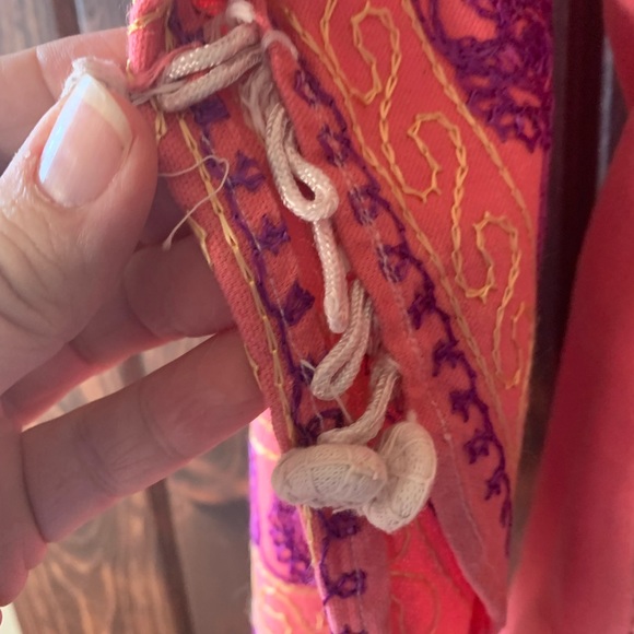 Vintage embroidered tunic - Picture 5 of 10